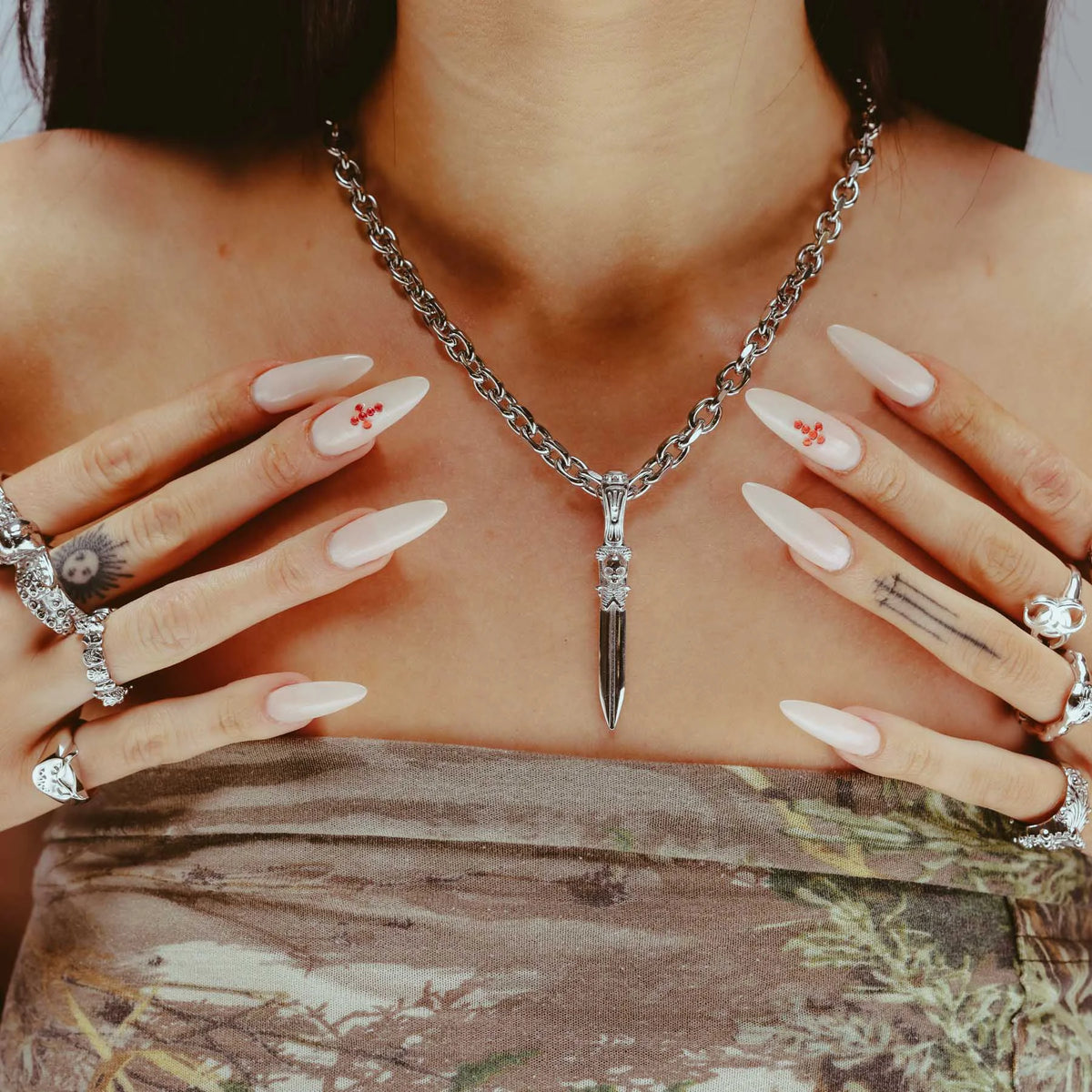 CATACOMB SWORD PENDANT - Hard Jewelry™